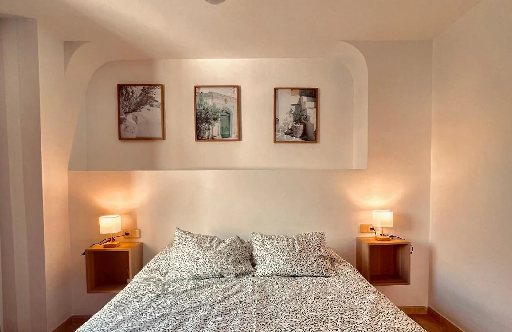 Las Casas De Justo Granada